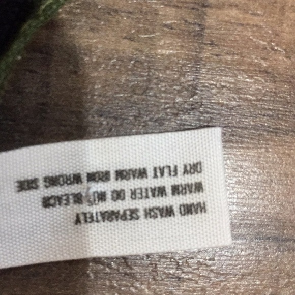 3 scarves - Picture 8 of 15